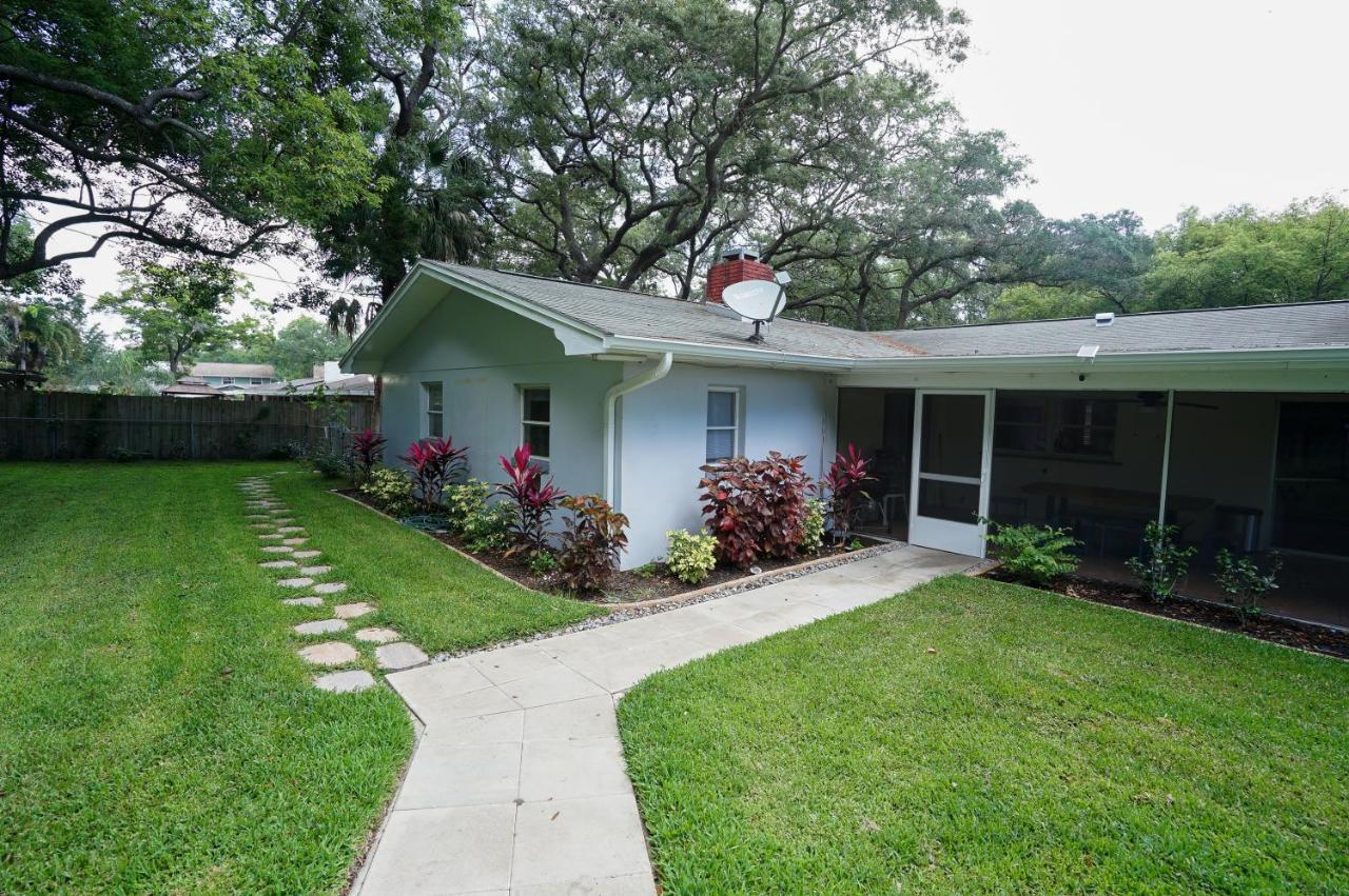 4 Bedroom Clearwater Vacation Home With Amazing Backyard Exterior photo