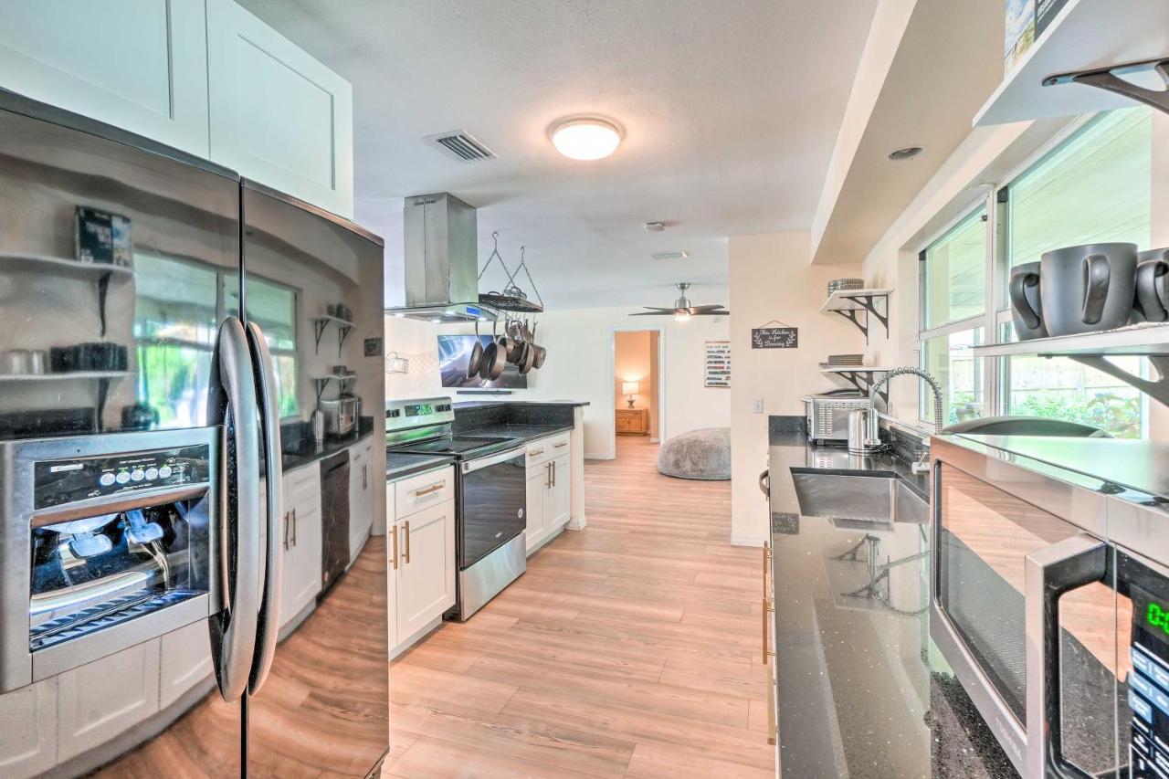 4 Bedroom Clearwater Vacation Home With Amazing Backyard Exterior photo